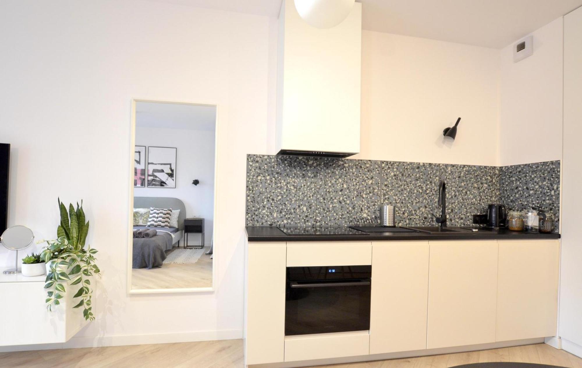 Private Parking, Secure Building - Central Apartments Old Town & Main Station Gdansk Exterior photo